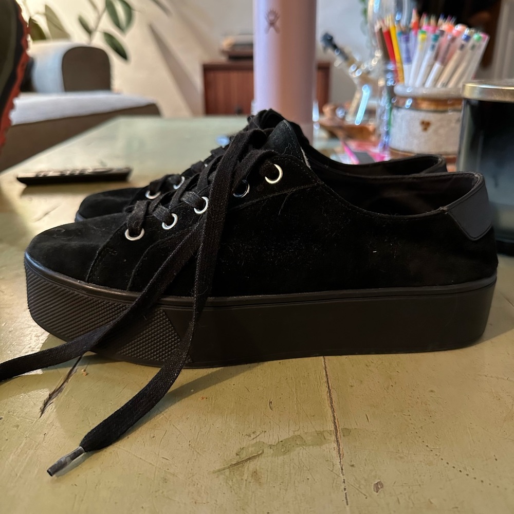 Steve Madden Black Platform Suede/Velvet Sneakers